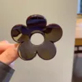 Molletta per capelli a fiore marrone scuro, finitura lucida per acconciature eleganti. - Marrone Cioccolato (A108-1)