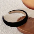 Zwarte fluwelen brede haarband voor vrouwen, elegante dagelijkse haaraccessoires mode hoepel. - Zwart