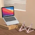 Klappbarer Laptopständer aus Aluminium, tragbarer ergonomischer Kühlhalter für Notebook. - 10-Stufen Faltbarer Ständer / Rosa