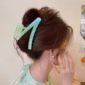 Vue détaillée de la pince à cheveux en forme de Z tendance vert menthe, pince élégante pour femme. - Pince en Z / L / M32-5# Vert menthe