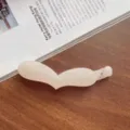 Piccola molletta per capelli a coda di cavallo a cuore, elegante accessorio banana per donna. - Lunghezza circa 10.6cm / Crema