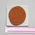 Hochwertige Silikonform mit feiner Stricktextur für Ton und Backhandwerk mit Massstab. - Stil D