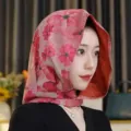 Foulard in raso floreale cappello di protezione solare traspirante moda donna chic - Stile Fiore di Pesco Rosa