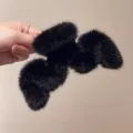 Grande molletta per capelli soffice nera per capelli folti, elegante clip di peluche. - Nero