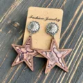 Orecchini in pelle e legno a stella in stile cowboy occidentale alla moda per donne. - Stile Motivo Bianco e Nero (5)