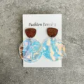 Wooden acrylic drop earrings featuring holographic wave pendants for trendy summer fashion looks. - Round Spliced Style (10230146)