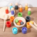 Montessori Holz Farbensortierung Spielzeug Zuordnung Spiel mit Bällen Bechern Schalen Kinder - 7-Farben-Steckpuppen, Bälle und Becher
