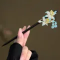Chinese vintage floral hair stick with exquisite tassels, perfect for elegant buns and daily wear. - Double Iris Blue Style (FZ25260) / Blue