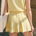 Ensemble haut sans manches en tricot jaune et jupe plissée, variante de tennis d'été. - S / Bas / Jaune Banane