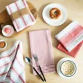 Set de paños de cocina de algodón teñido en hilo, pack de cuatro toallas a rayas rojas. - Serie naranja caramelo