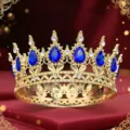Barocker goldener Vollrund-Krone mit blauen Tropfen-Strasssteinen, elegante Torten-Tiara. - Gold mit Blauem Zirkonia