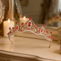 Tiara corona in cristallo rosso vintage per donna, elegante accessorio per capelli da sposa. - Oro + Strass Rosso