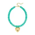 Türkisfarbene marmorierte Perlenkette Detail, Gold Herz Anhänger, verstellbare Kette Ansicht. - Abstandsperlen Herz Stil / Seeblau