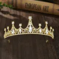 Gouden strass kroon diadem voor meisjes, sprankelende kristallen prinses haarband. - H-120 goudwit