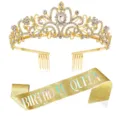 Goldenes Geburtstag Tiara und Schärpe Set Detailansicht, Strass Krone für Party Mädchen. - Goldene Krone + Goldene Schillernde QUEEN Schärpe Set