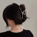 Vista dettagliata del grande fermaglio per capelli in metallo argento, design elegante. - 7# Argento opaco piccolo (11 cm)