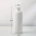 Vase minimaliste en céramique blanche, hauteur 19 cm et diamètre base 6,8 cm - Style Biberon Moyen