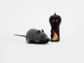 Großes grau beflocktes ferngesteuertes Spielzeugmaus für Katzen mit schwarzem Controller - Ferngesteuerte Maus (Groß) / Grau