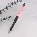 Kreativer DIY Perlenkugelschreiber mit rosafarbenem Apfel-Silikonanhänger, Geschenk. - Rosa Apfel