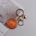 Handgemachte INS Stil Holz Schlüsselanhänger Taschenanhänger süßes Herz Geschenk Accessoire - Hellkaffee (Loewe Stil)