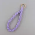 Portachiavi da polso in macramè viola con chiusura oro rosa in cotone fatto a mano. - Viola chiaro
