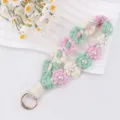 Handgemachte Häkel-Gänseblümchen Perlen Schlüsselanhänger süße Blumen Handschlaufe Tasche Charm - Rosa Weiß
