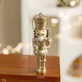 Goldene Harz Nussknacker Soldat Anhänger für Weihnachtsbaum Hängende Dekoration Tischdeko - Champagner