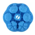 Blaue Silikonform mit süßen Bären- und Katzenpfoten-Motiven für Babynahrung und Kuchen. - Blau mit Deckel