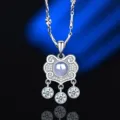Collana con ciondolo lucchetto ruyi in argento S925 agata calcedonio design vintage. - Solo Pendente (Senza Catena) / calcedonio bianco