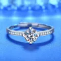 S925 Sterlingsilber Moissanit Ring verstellbar vier Krappenfassung glitzernde Diamanten - 1 ct / Stil 10 (Vierer-Krappenfassung Seitensteine)