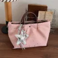 Sac cabas en toile rose avec etoiles argentees et poignees marron, sac bandouliere chic. - Avec Pendentif / Rose