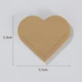 Leather heart-shaped bookmark page corner protector mini portable cute reading accessory - Beige