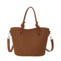 Sac à main rétro en cuir tressé marron, cabas élégant avec poignée et bandoulière. - Marron