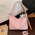Sac à main rose en cuir PU avec pendentif étoile, élégant sac porté épaule pour femme. - Avec Pendentif / Rose