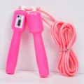 Rosa Springseil mit mechanischem Zähler und verstellbarem PVC-Seil für Fitnesstraining. - Rosa Blisterverpackung
