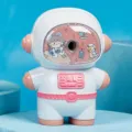 Süßer Astronaut Bleistiftspitzer, rosa weißes manuelles Schreibwarenwerkzeug für Schüler. - Feenrosa Astronaut