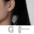 Silberne Buchstabe G Ohrstecker, minimalistischer Zirkonia Alltagsschmuck für Frauen. - Buchstabe G / 925er Silber