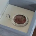 Detailansicht eines vintage S925 Sterlingsilber roten Rutilquarz ovalen Anhängers. - Ovaler Großer Rutilquarz Anhänger (DZ243) / 925er Silber