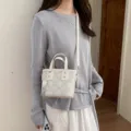 Modische chinesische Mini-Handtasche für Damen, elegante Jacquard Umhängetasche. - Gebrochenes Weiß