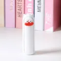 Mini ventilador de mano portátil y recargable con diseño de labios rojos muy divertidos. - Blanco con ojos y boca