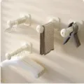 Soporte de pared para perchas, gancho de pared retractil para la organizacion del hogar. - Crema