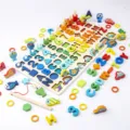 Houten Montessori vroegtijdig educatief speelgoedset met cijfers letters vissen en vormsortering. - CSDW016 alfabet en verkeer telbord