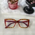 Retro tortoiseshell square anti-blue light glasses frame with trendy color-matching look. - Red Mixed Leopard