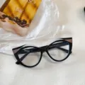 Elegante montura de gafas anti luz azul irregular, lentes transparentes para uso diario. - Negro y Blanco