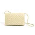 Beige geweven crossbody tas, stijlvolle lederen telefoon tasje met een smalle riem. - Vanille Geel
