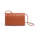 Bruine Geweven Lederen Crossbody Tas Kleine Flap Messenger Handtas voor Vrouwen Casual - Karamelbruin