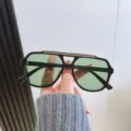 Lunettes de soleil tendance à verres verts pour femmes et hommes style rétro chic - Monture Noire Verres Vert Foncé