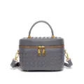 Graue geflochtene Leder Kosmetiktasche Koffer Tasche mit Griff und goldener Hardware Damen. - Eisengrau