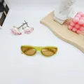 2024 Neue Mode Katzenauge Sonnenbrille Gelee Farbe Trendige Brille fuer Damen Herren - Grün