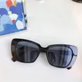 Schwarze quadratische Damen Sonnenbrille modischer Vollrand UV Schutz Brille Stil Neu - Schwarzer Rahmen Graue Gläser